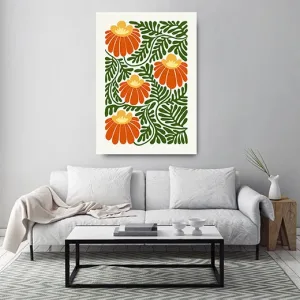 Kunstdruck rote Blumen – Vier orangerote Blüten mit gelbem Herz leuchten zwischen verschlungenen Stielen und fein gefiederten, dunkelgrünen Farnblättern auf cremefarbenem Grund