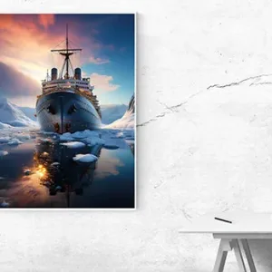Kunstdruck Titanic – Stolzer Ozeandampfer im Eismeer unter glühendem Abendhimmel