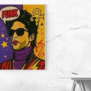 Kunstdruck Prince Popart – Dunkle Sonnenbrille, violetter Rollkragen und Lockenkopf vor einem Hintergrund aus Violett und Gelb mit Sternen, Punkten, Symbol und Sprechblase